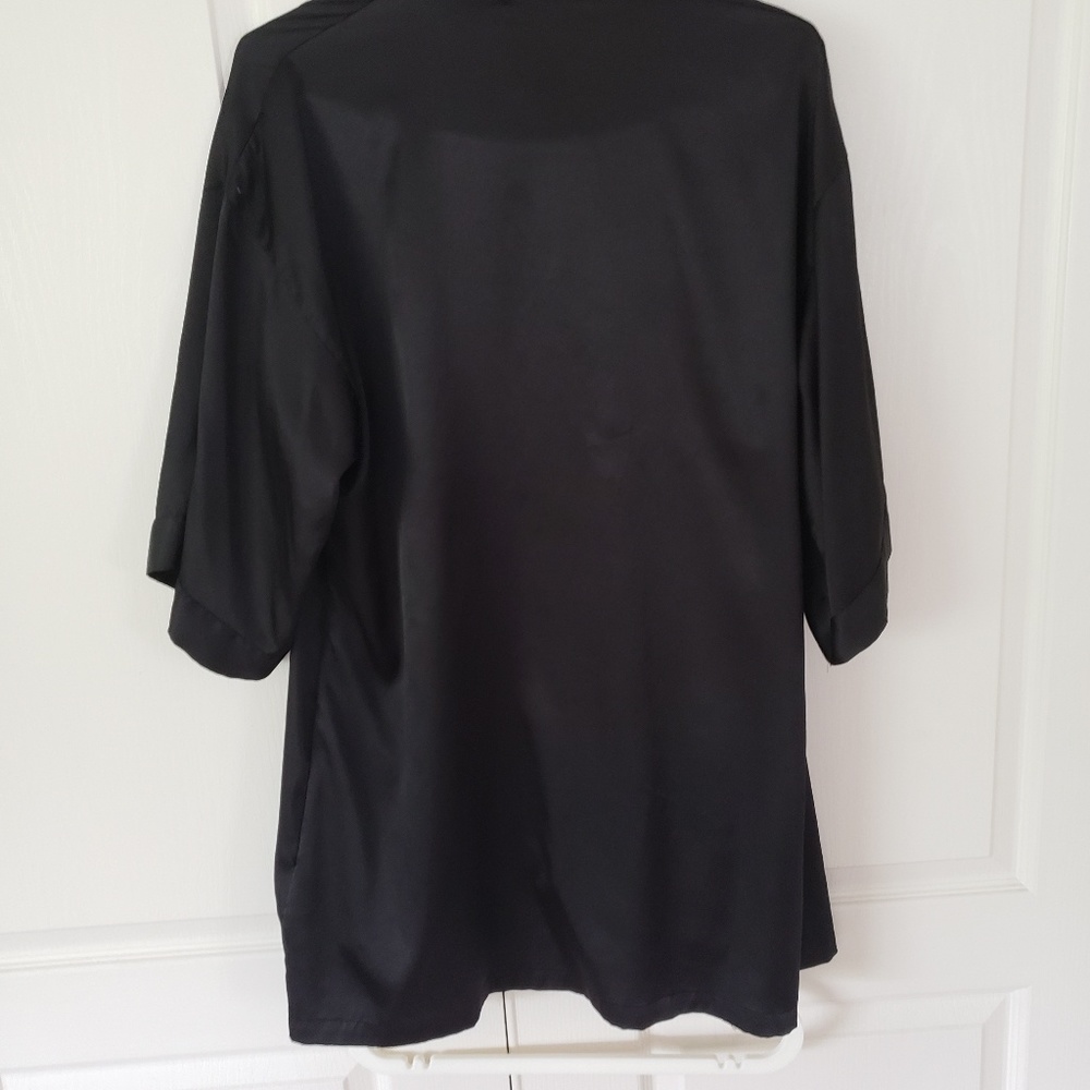 VS Satin Robe - Picture 5 of 5